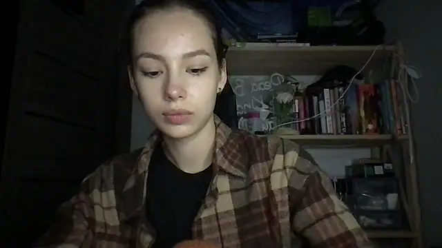 Yuna5343 online show from 10-21-25, 09:25