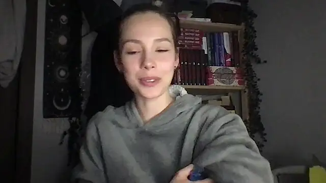 Yuna5343 online show from 04-16-26, 09:26