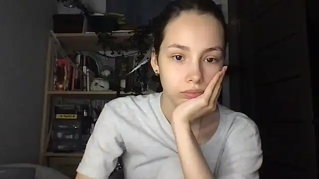 Yuna5343 online show from 02-25-26, 08:52