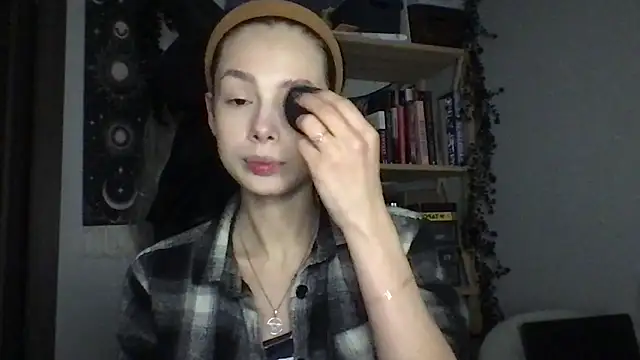 Yuna5343 online show from 03-20-26, 09:49