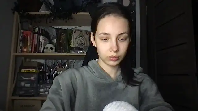 Yuna5343 online show from 02-06-26, 08:38