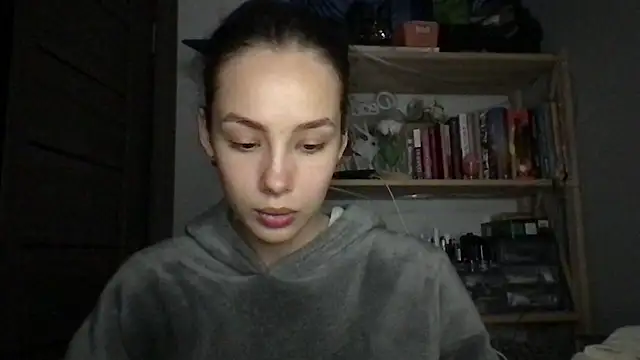 Yuna5343 online show from 09-25-25, 10:16