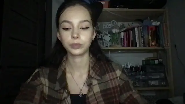 Yuna5343 online show from 09-13-25, 09:15