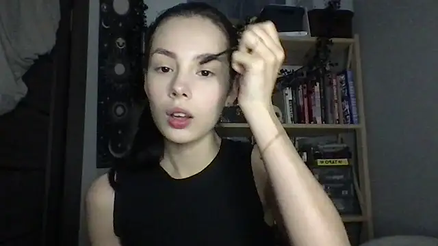 Yuna5343 online show from 03-16-26, 08:22