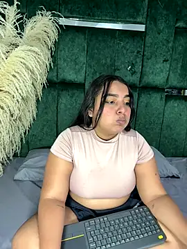 Chloe jackson25 online show from 11-12-25, 06:34