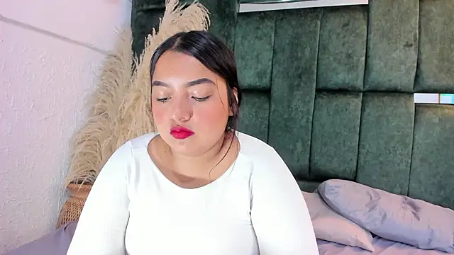 Chloe jackson25 online show from 02-24-26, 05:47