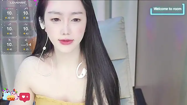 LINLIN-2025 online show from 12-15-25, 02:23