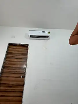 Snapshot of Lusty_Desi chatting on 10-01-25, 04:50 Lusty Desi online show from 10-01-25, 04:50