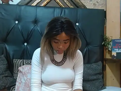 Juicy Candy-Reloaded online show from 03-19-26, 09:09