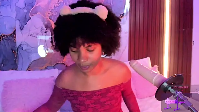 Lolalewis777 online show from 10-19-25, 08:33