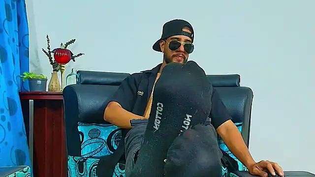 DaveSoldier online show from 10-17-25, 04:05