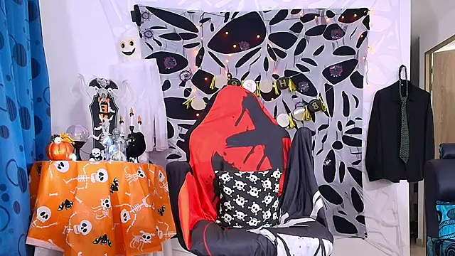 DaveSoldier online show from 10-31-25, 04:31