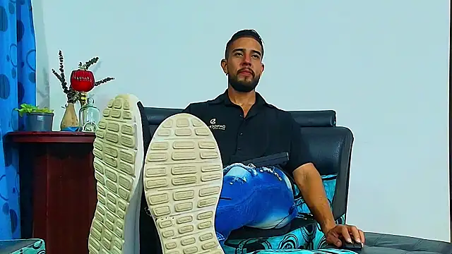 DaveSoldier online show from 10-15-25, 04:22