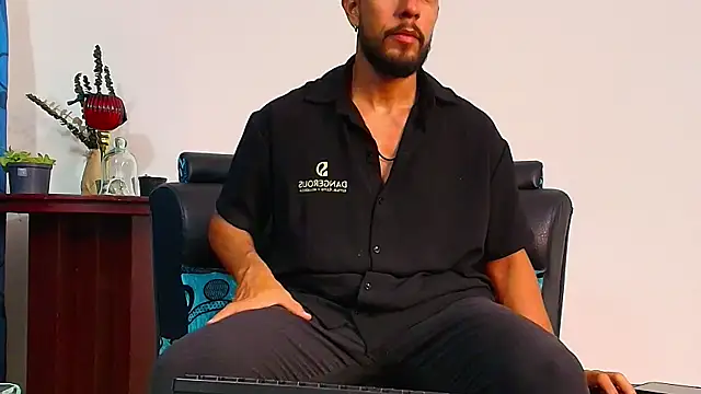 DaveSoldier online show from 10-22-25, 04:34