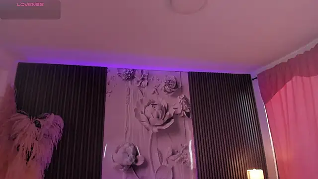 ShaniaDaniels online show from 04-12-26, 09:51