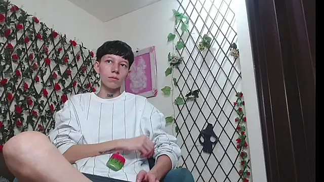 LiamBrown09 online show from 04-30-26, 07:10