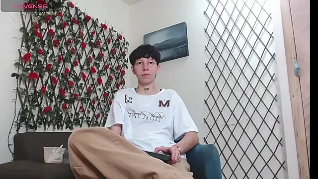 LiamBrown09 online show from 05-26-26, 07:23