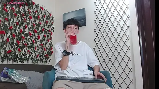 LiamBrown09 online show from 05-06-26, 07:18