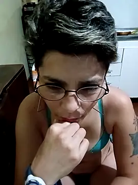 Snapshot of Lulypsicologasexual chatting on 02-20-26, 06:48 Lulypsicologasexual online show from 02-20-26, 06:48
