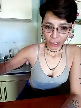 Lulypsicologasexual online show from 10-01-25, 06:34