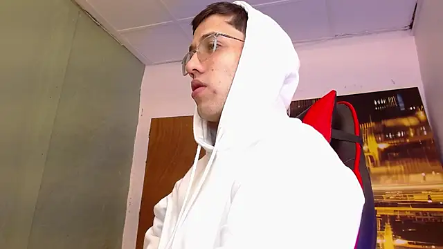 alexgiraldo   online show from 04-19-26, 12:28
