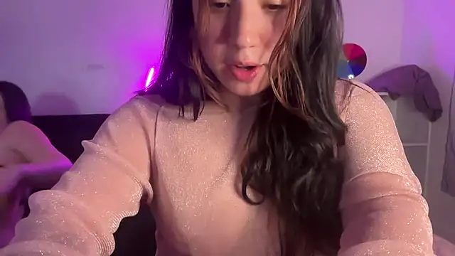 nina lovez online show from 10-10-25, 01:28