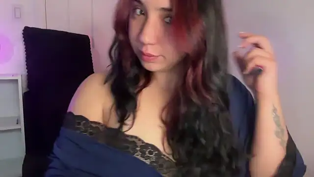 nina lovez online show from 10-23-25, 01:48