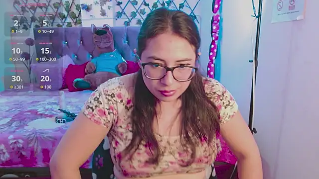 Estrella  sex online show from 10-08-25, 08:42