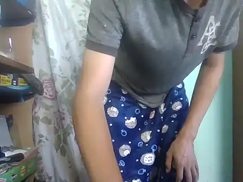 Snapshot of chicooxx chatting on 10-11-25, 10:00 chicooxx online show from 10-11-25, 10:00