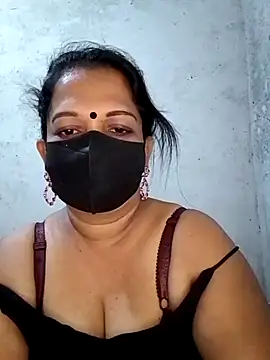 Snapshot of Madu_HotSL chatting on 09-18-25, 03:09 Madu HotSL online show from 09-18-25, 03:09