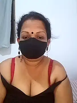 Snapshot of Madu_HotSL chatting on 10-01-25, 03:49 Madu HotSL online show from 10-01-25, 03:49