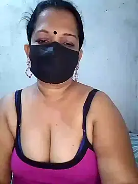 Snapshot of Madu_HotSL chatting on 09-16-25, 03:13 Madu HotSL online show from 09-16-25, 03:13