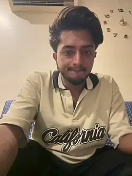 Snapshot of seenu2101 chatting on 05-29-26, 06:58 seenu2101 online show from 05-29-26, 06:58