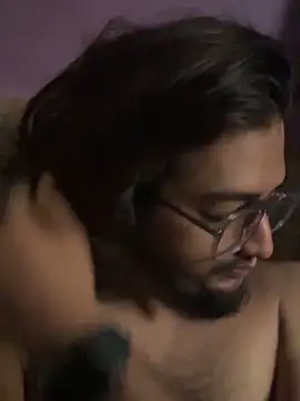 Snapshot of seenu2101 chatting on 10-29-25, 04:22 seenu2101 online show from 10-29-25, 04:22