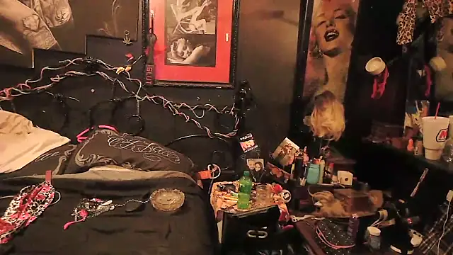 Splash Queen420 online show from 02-19-26, 03:14