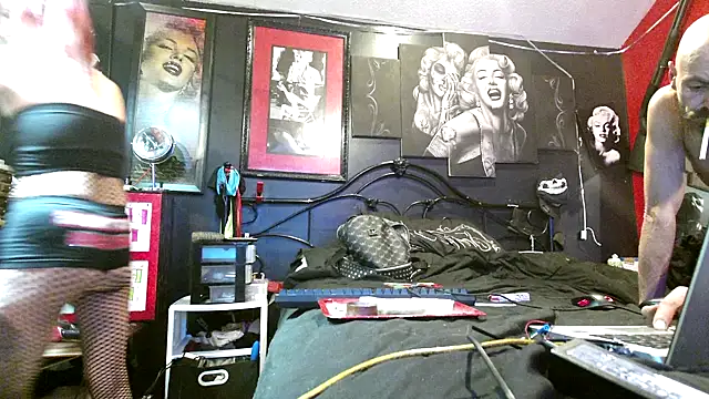 Splash Queen420 online show from 12-16-25, 05:44