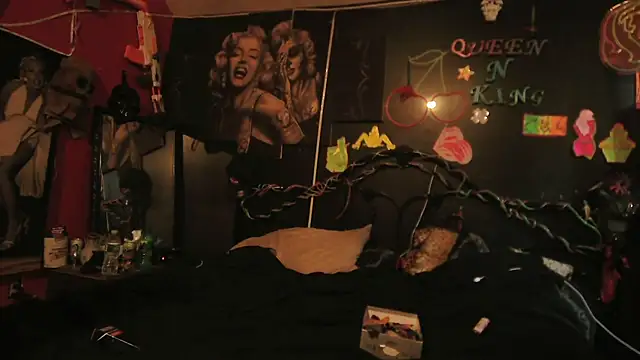 Splash Queen420 online show from 03-15-26, 02:29