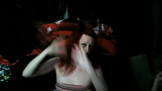 Snapshot of Splash_Queen420 chatting on 10-20-25, 04:25 Splash Queen420 online show from 10-20-25, 04:25