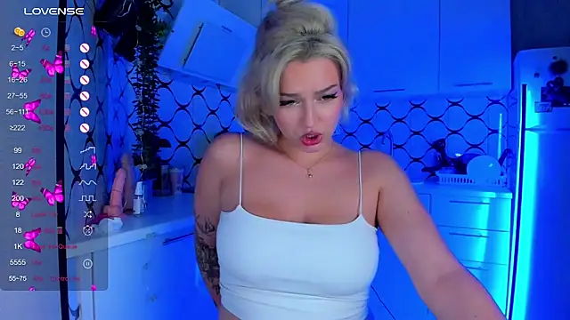 Candy Mur online show from 09-30-25, 08:59