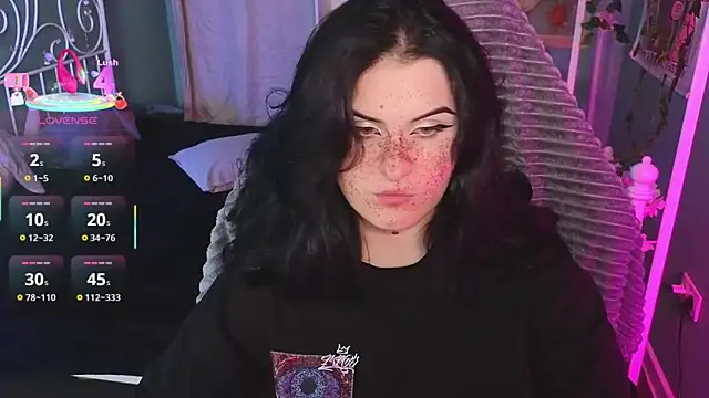 Snapshot of Dark_Shine chatting on 11-10-25, 05:34 Dark Shine online show from 11-10-25, 05:34