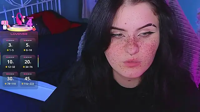 Snapshot of Dark_Shine chatting on 12-02-25, 10:39 Dark Shine online show from 12-02-25, 10:39