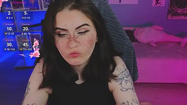 Snapshot of Dark_Shine chatting on 04-01-26, 08:17 Dark Shine online show from 04-01-26, 08:17