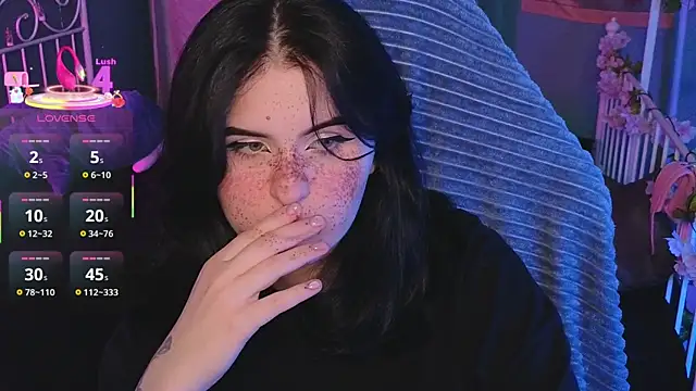 Snapshot of Dark_Shine chatting on 11-20-25, 06:14 Dark Shine online show from 11-20-25, 06:14