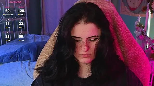 Snapshot of Dark_Shine chatting on 11-28-25, 06:13 Dark Shine online show from 11-28-25, 06:13