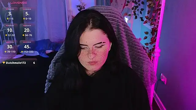 Snapshot of Dark_Shine chatting on 11-29-25, 05:51 Dark Shine online show from 11-29-25, 05:51