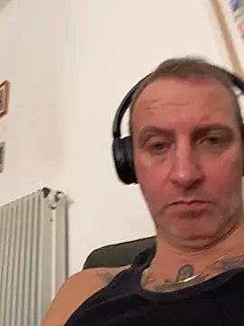 Snapshot of Maurinho3005 chatting on 03-03-26, 12:34 Maurinho3005 online show from 03-03-26, 12:34