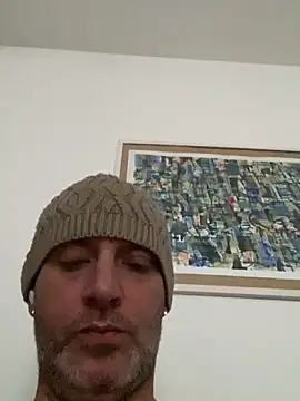 Snapshot of Maurinho3005 chatting on 11-20-25, 08:15 Maurinho3005 online show from 11-20-25, 08:15