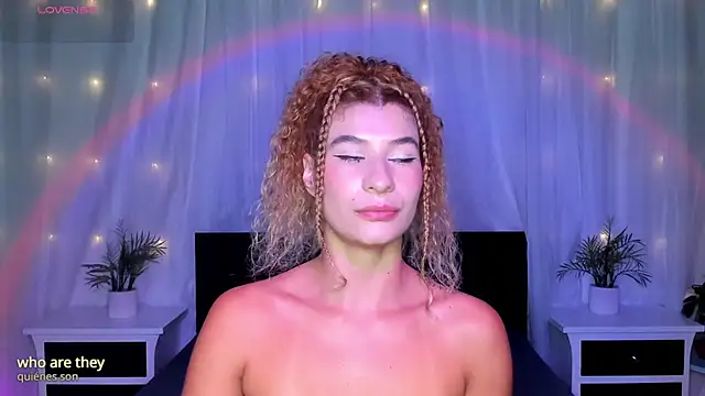 Snapshot of Evolet_Bee chatting on 02-05-26, 12:45 Evolet Bee online show from 02-05-26, 12:45