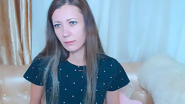 Bom Mia Bom online show from 10-19-25, 11:40