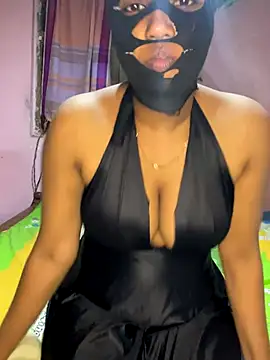 Snapshot of Sadaru_ chatting on 10-07-25, 01:45 Sadaru  online show from 10-07-25, 01:45